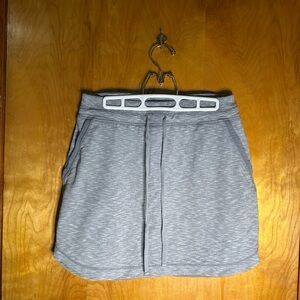 Athleta Grey Skirt Womens MT